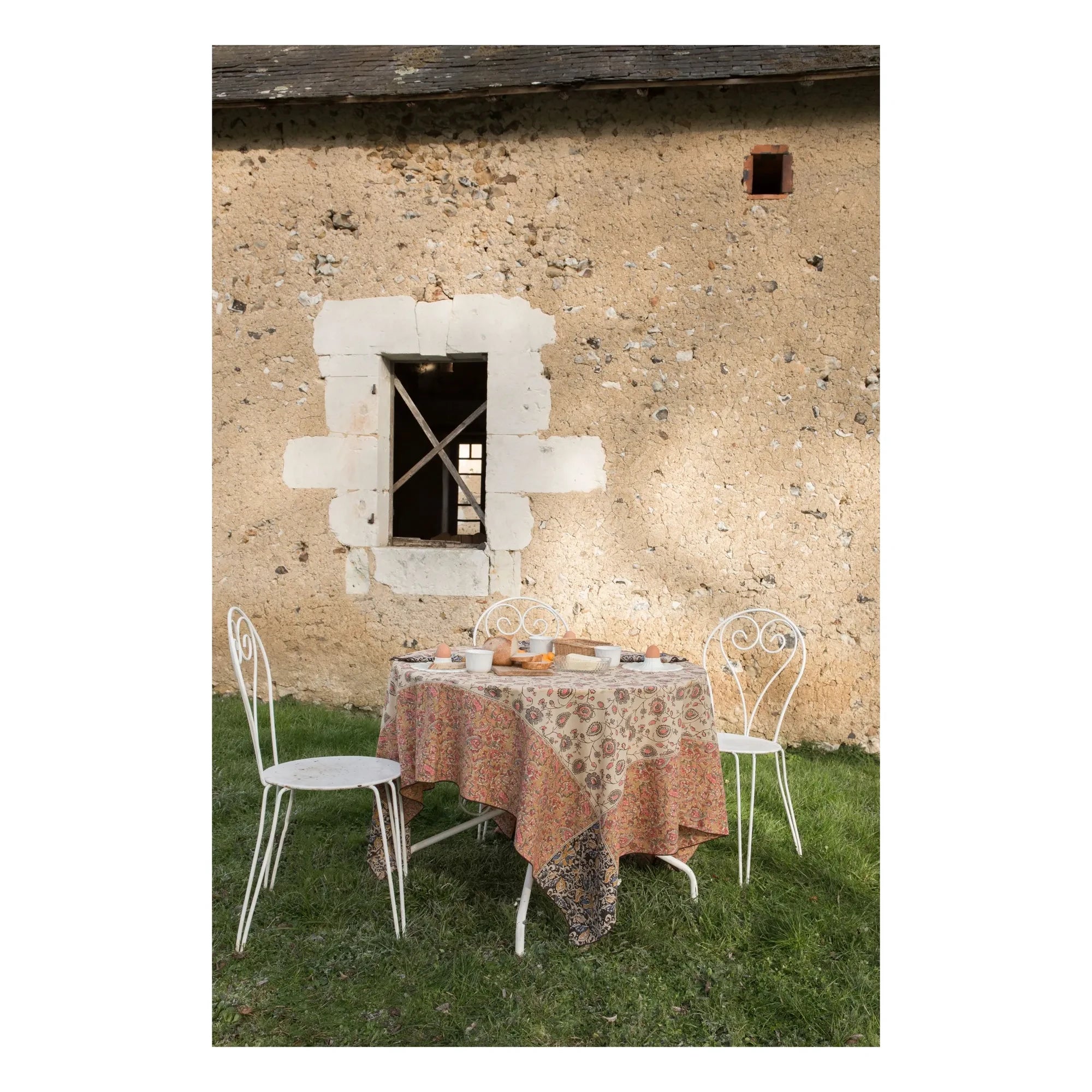 Louise Misha - Organic Cotton Carla Tablecloth | Cream