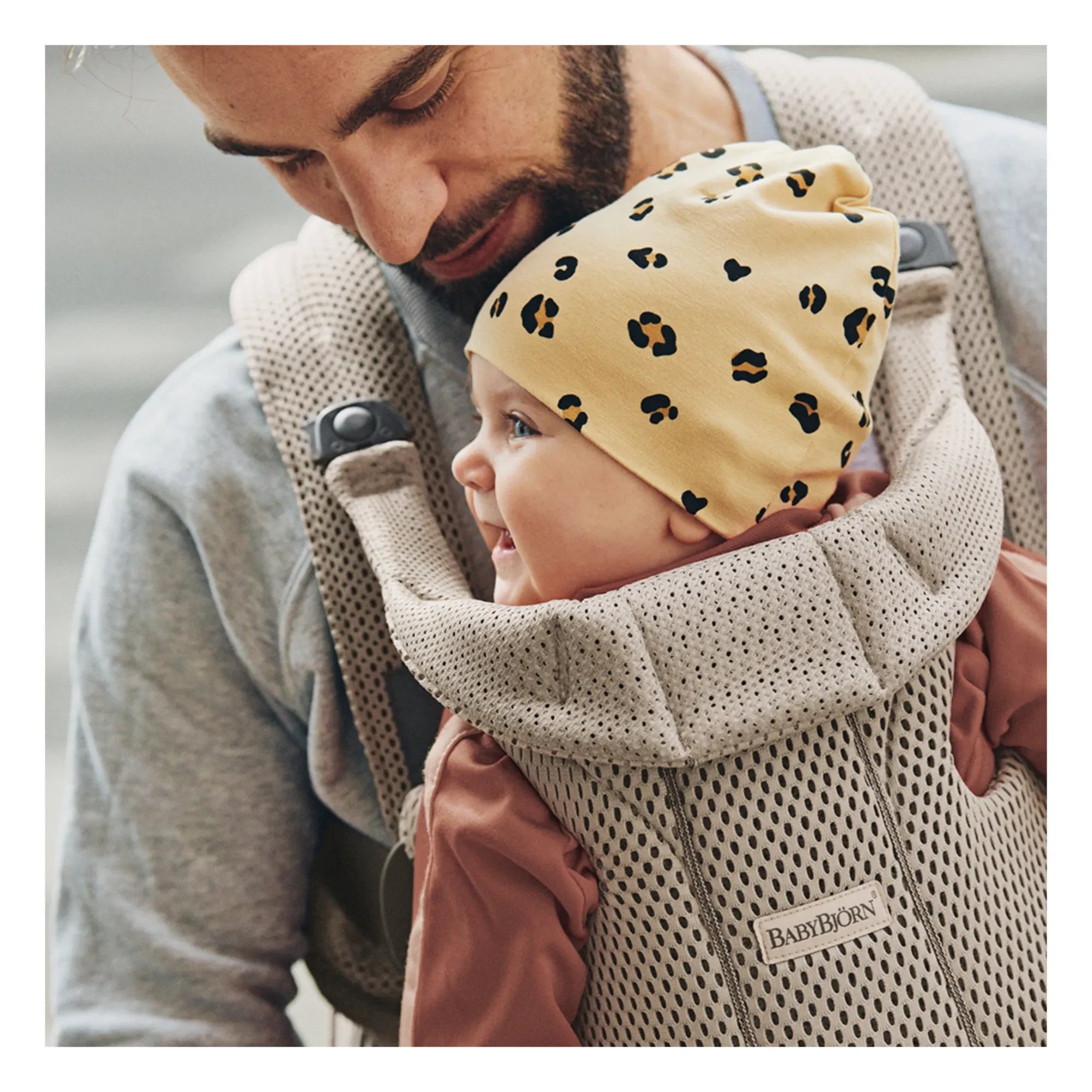 BabyBjörn - Move File Baby Carrier | Beige