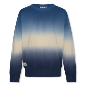 AO76 - Flowing Transition Sweater | Blue
