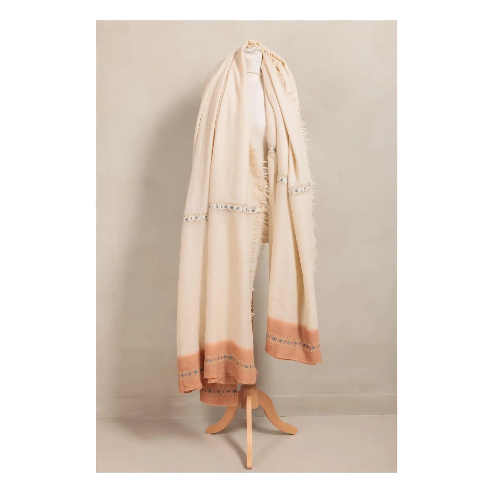 Le Monde Sauvage - Sogno Wool Blanket | Pink