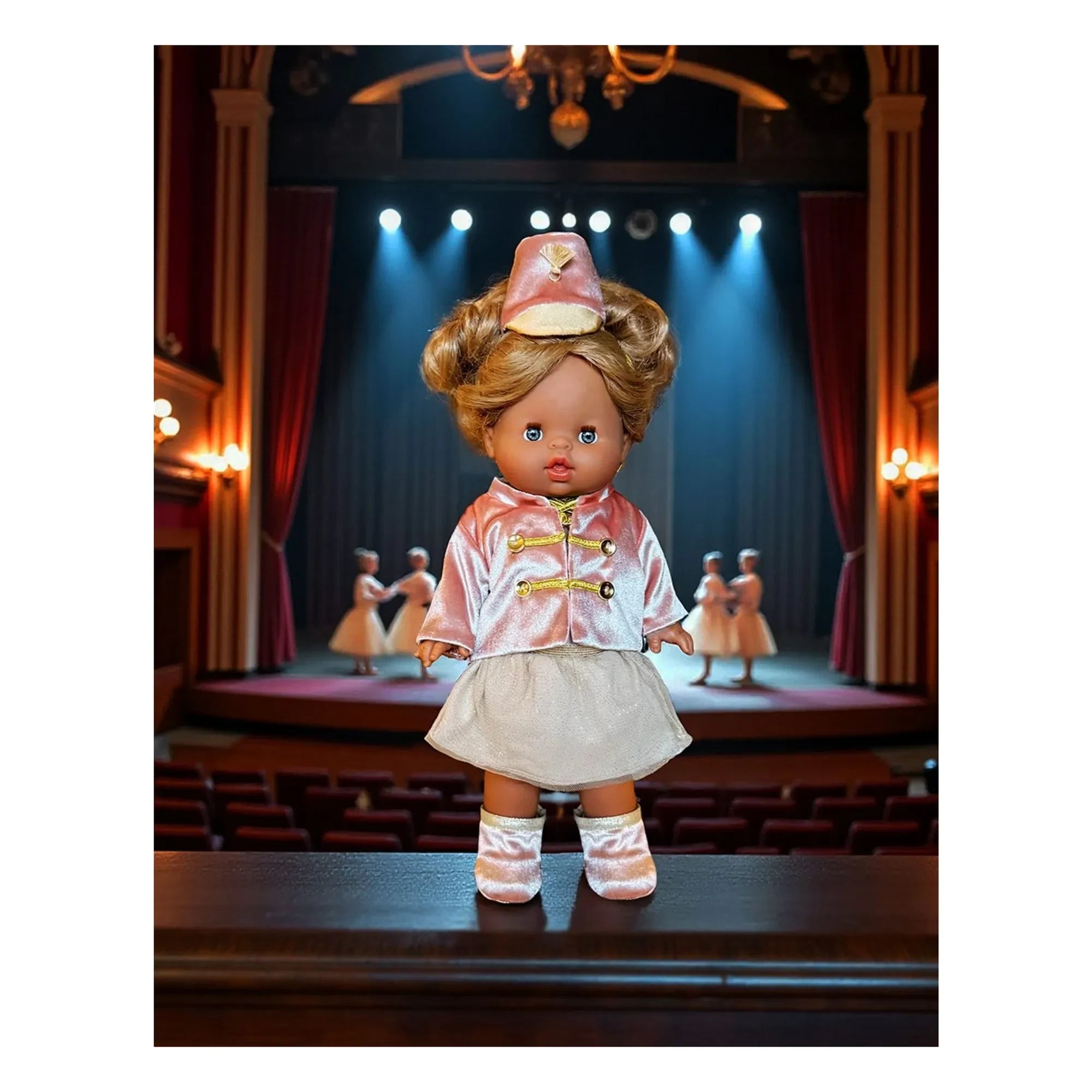 Minikane - Vintage Suitcase - Nutcracker Set