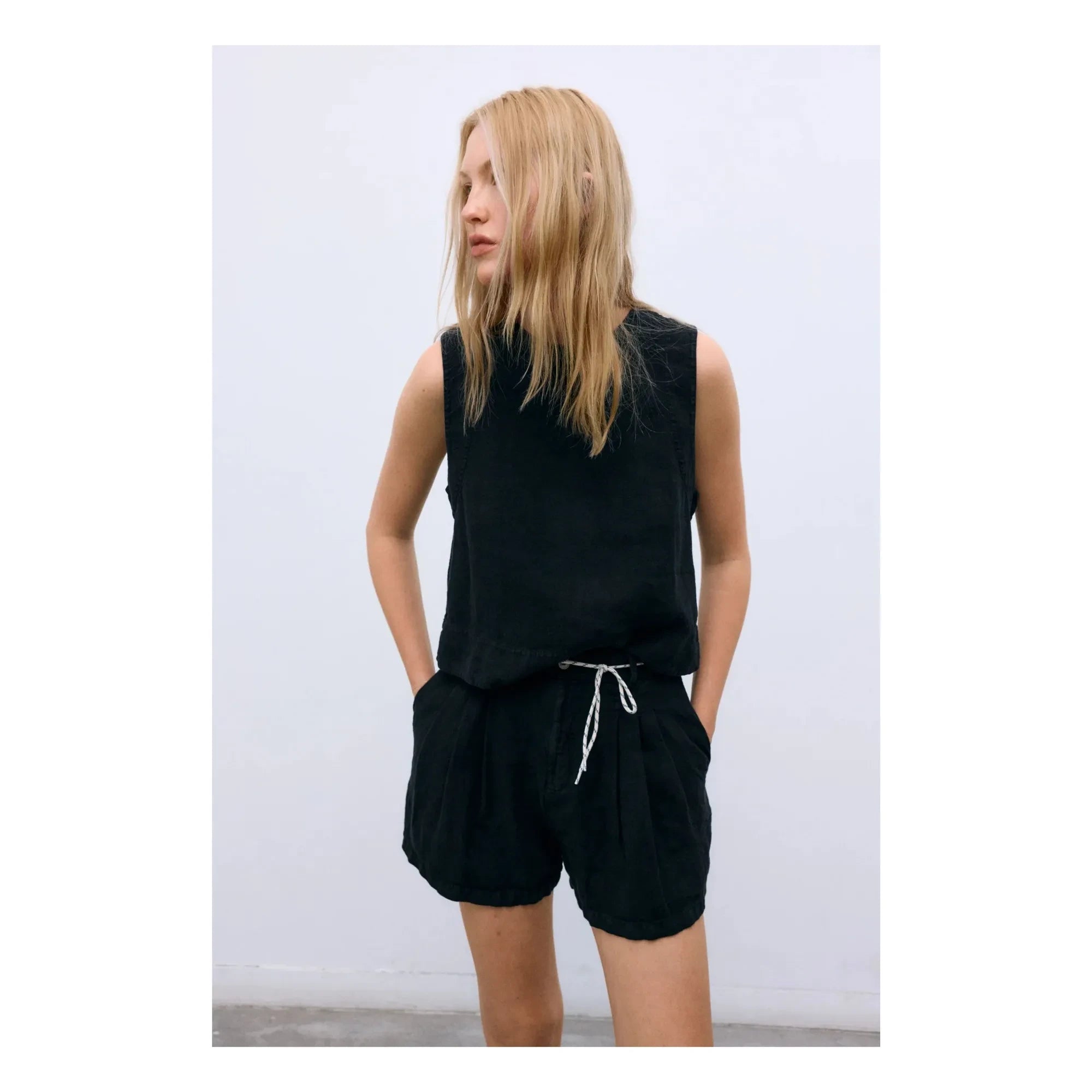 the new society - Melissa Linen Shorts | Black