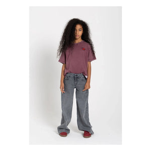 Finger in the Nose - Queen T-Shirt Made of Organic Cotton | Eggplant