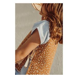THE LiTTLE POETS - Louise Organic Cotton Reversible Sleeveless Jacket | Caramel