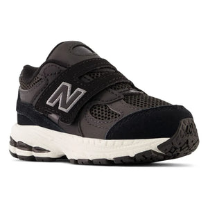 New Balance - Scratch Sneakers 2002 | Black