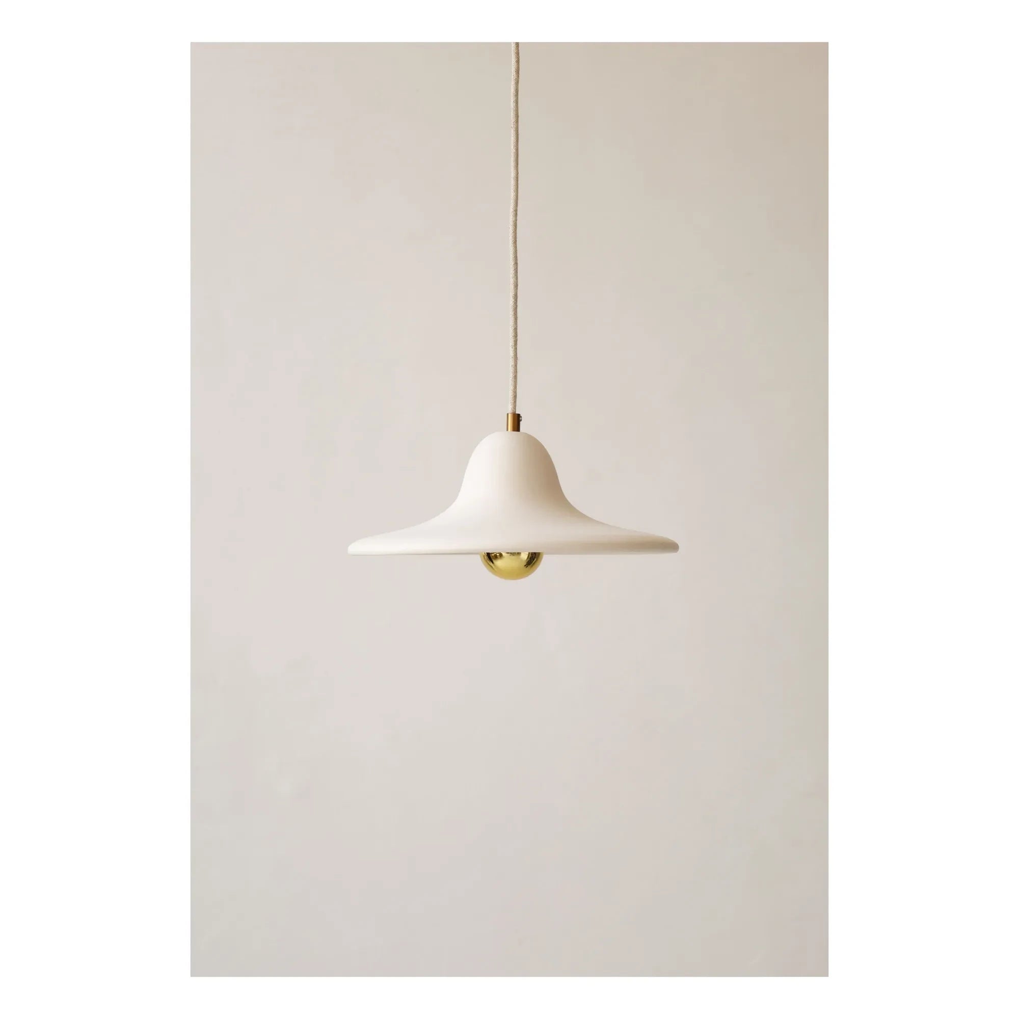Masamé - Gigaro Raw Ceramic Hand Lamp | Warm White