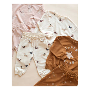 Rylee + Cru - Dachshund Jogger | Ecru