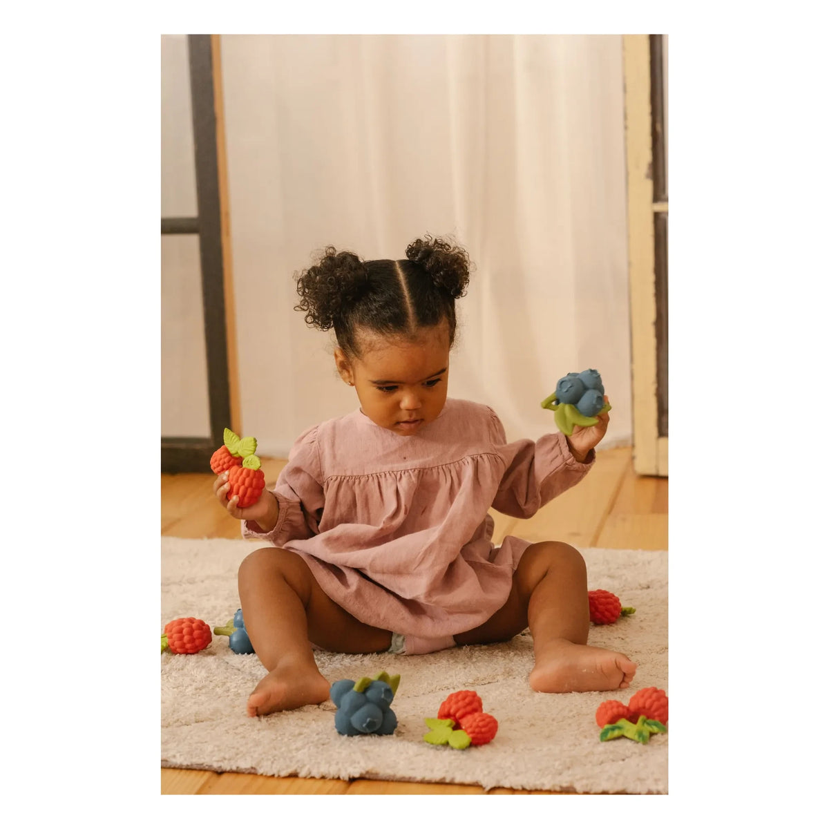 Oli & Carol - Valery Raspberry Teething Ring