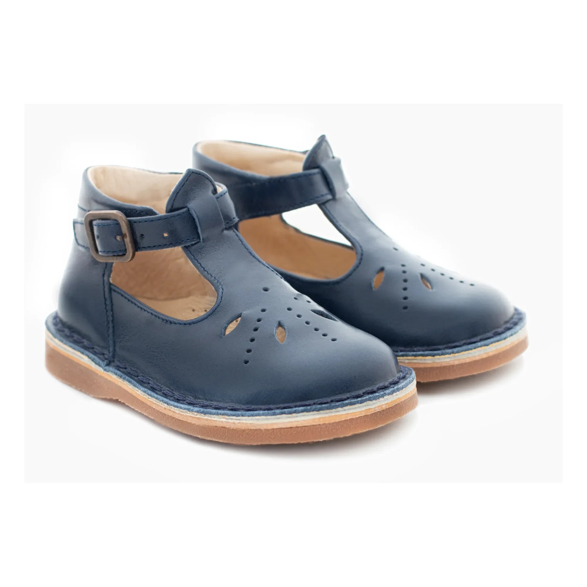 Poppée - Light Embroidered Mary Jane Shoes | Navy Blue