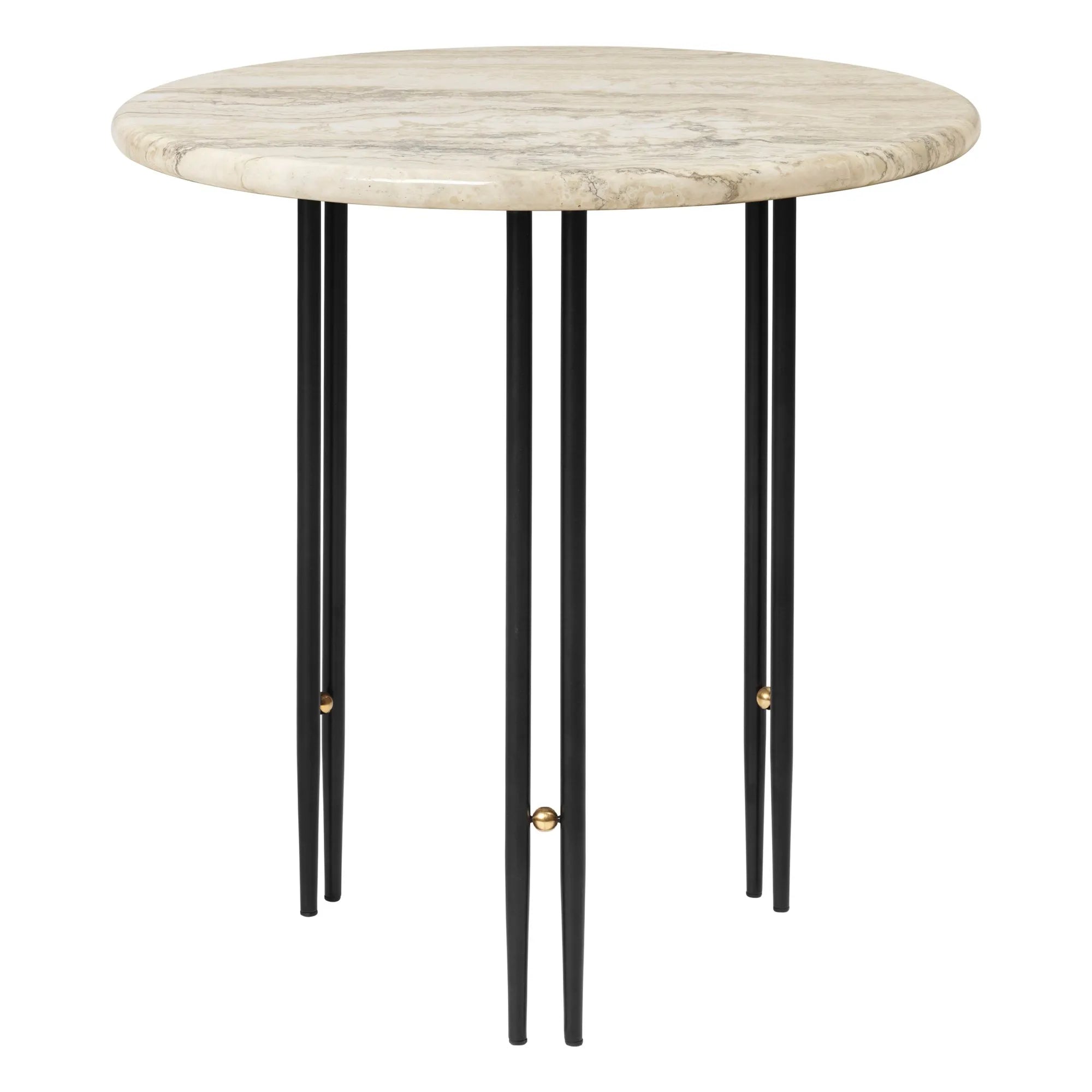 Gubi - IOI Side Table, Black Base, GamFratesi | Black
