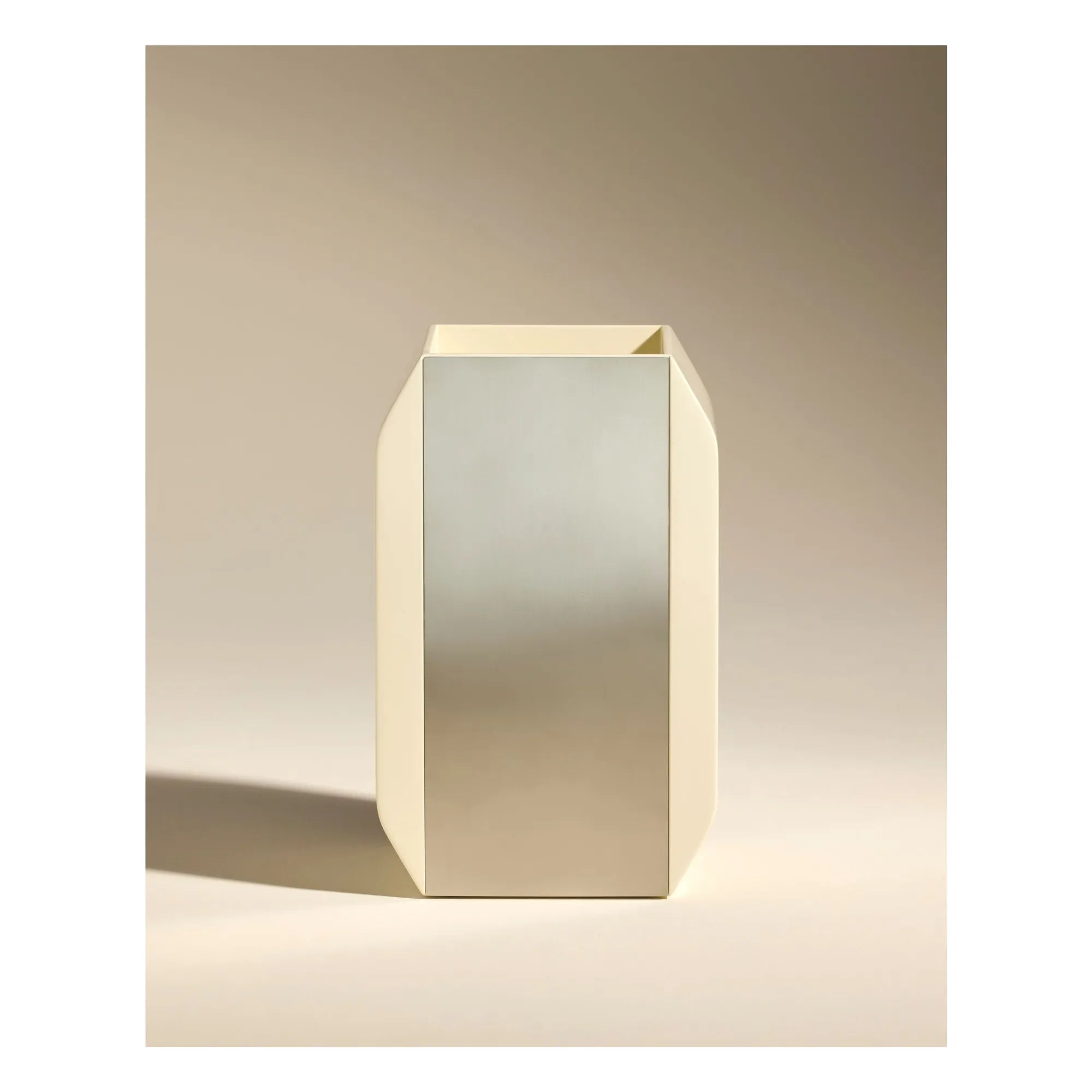 Maison Sarah Lavoine - Oscar Vase | Ecru