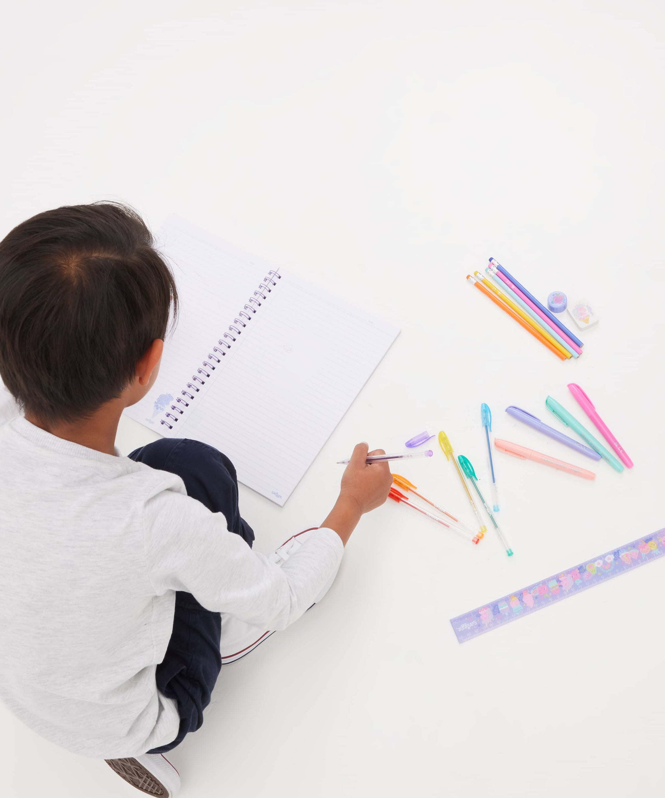 Smiggle - Happy Tales 22 Parça Dev Kırtasiye Seti - Dinossi