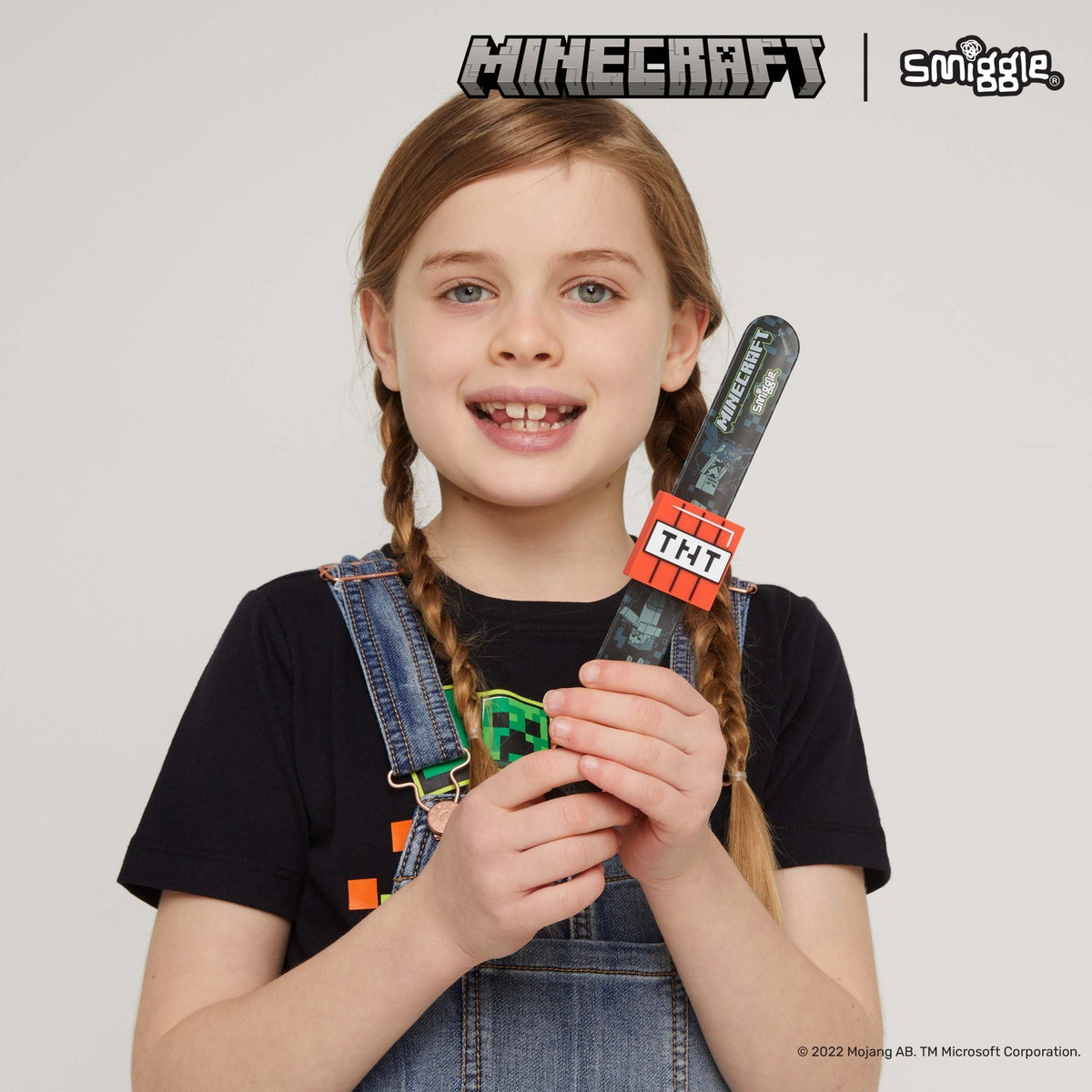 Smiggle - Minecraft Multi-Charm Changing Slapband Arm Accessory
