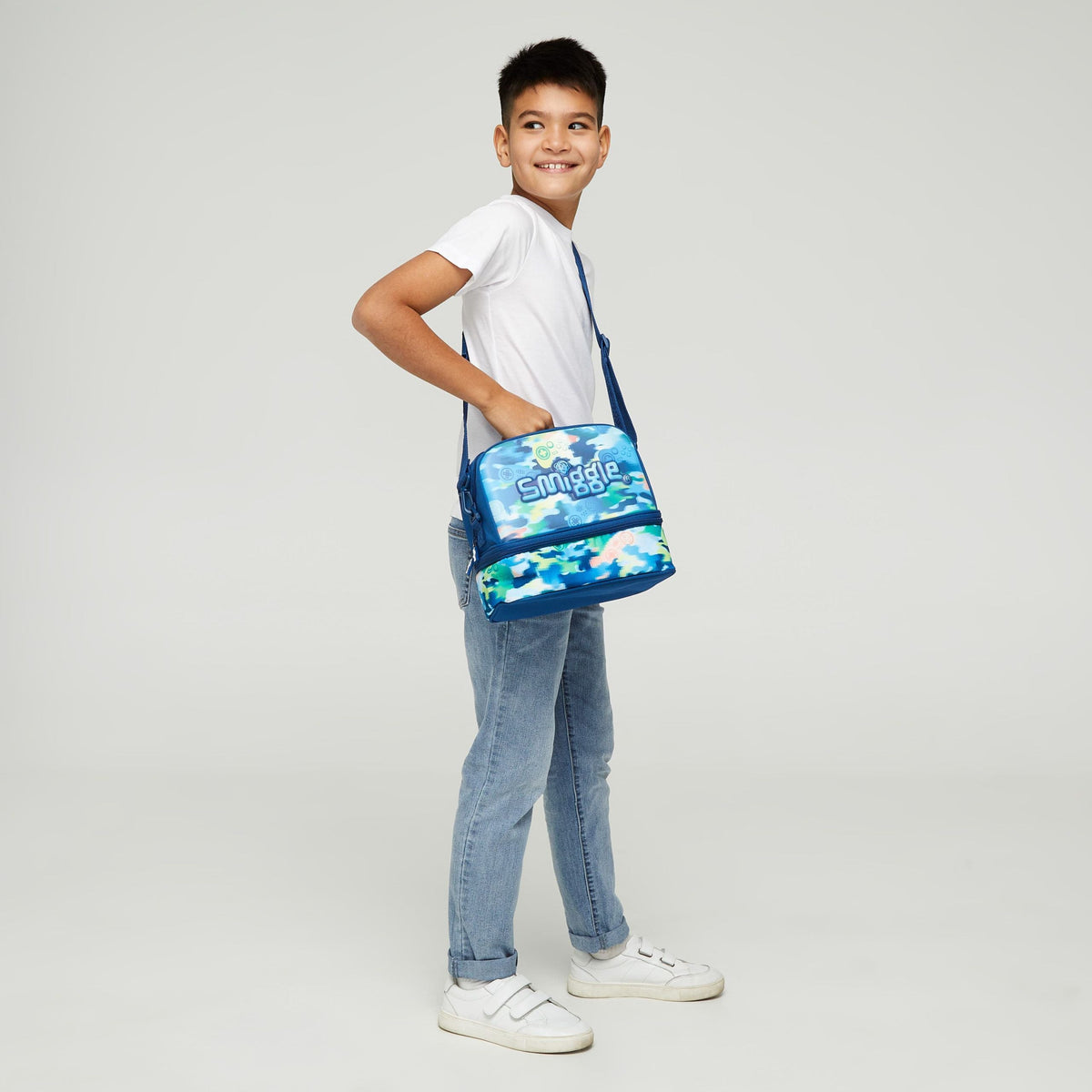 Smiggle - Mirage Hardtop Lunch Bag