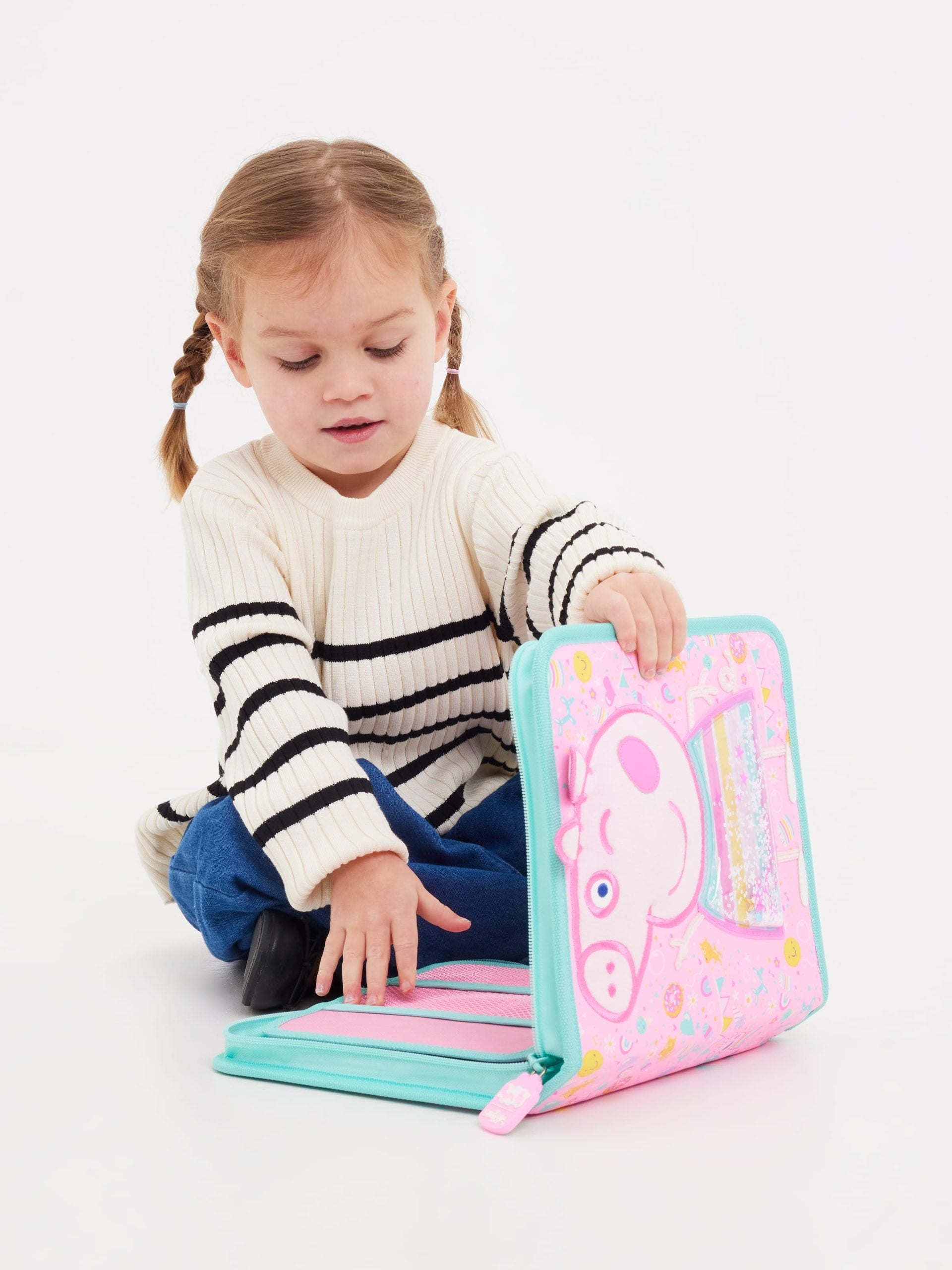 Smiggle - Peppa Pig Stationery Set and Pencil Case