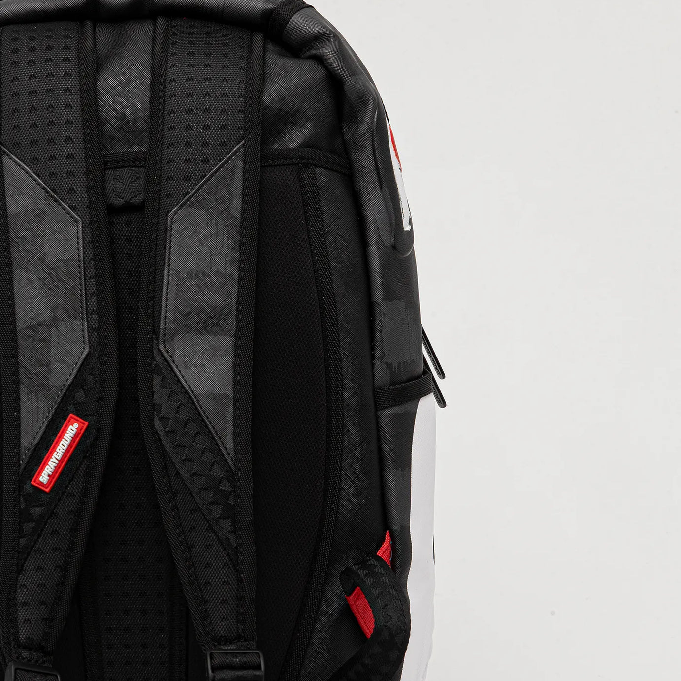 Sprayground - Snoopy Painting Shark Dlxsv Backpack