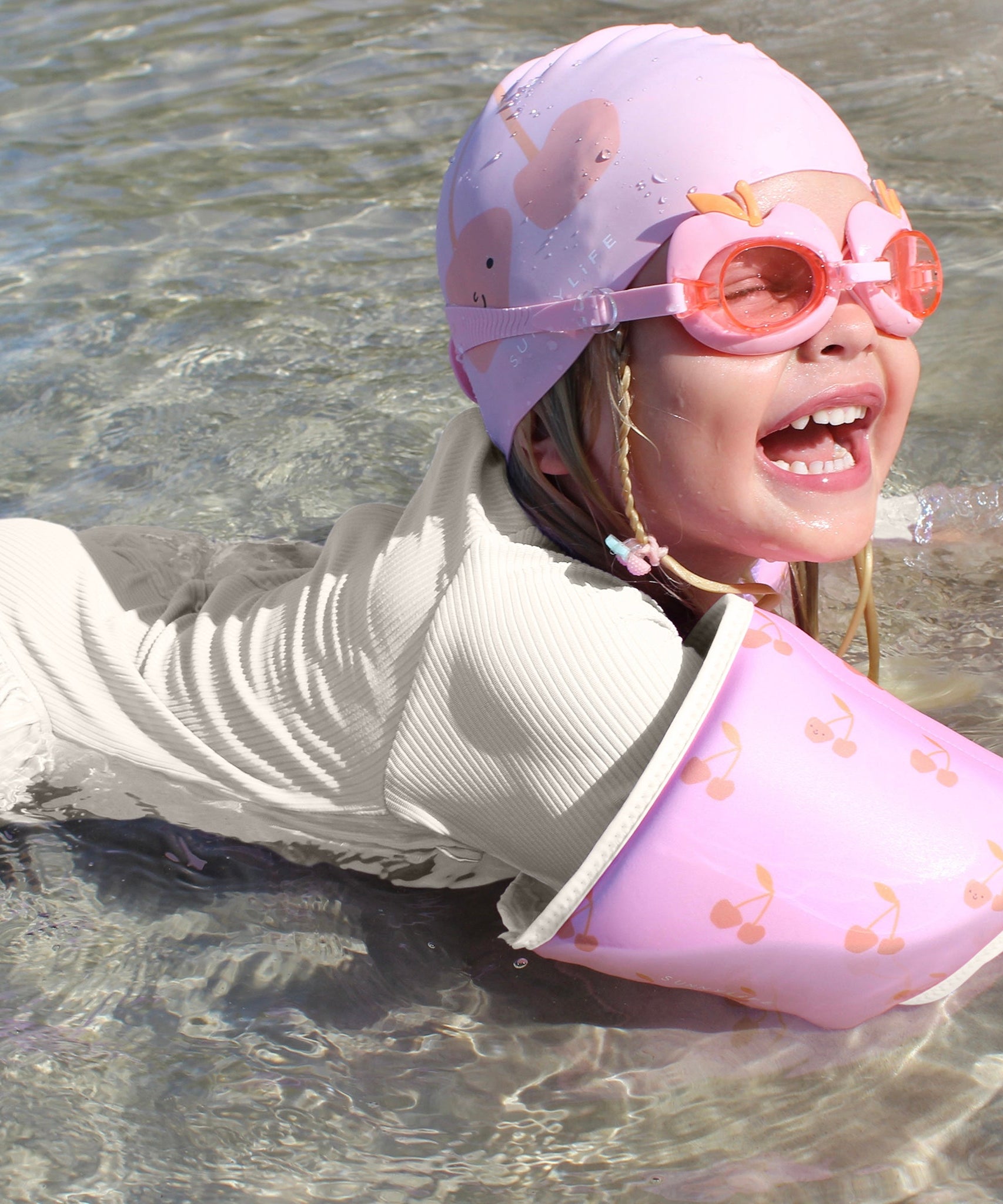 Sunnylife - Children's Inflatable Swimming Armbands Cherry