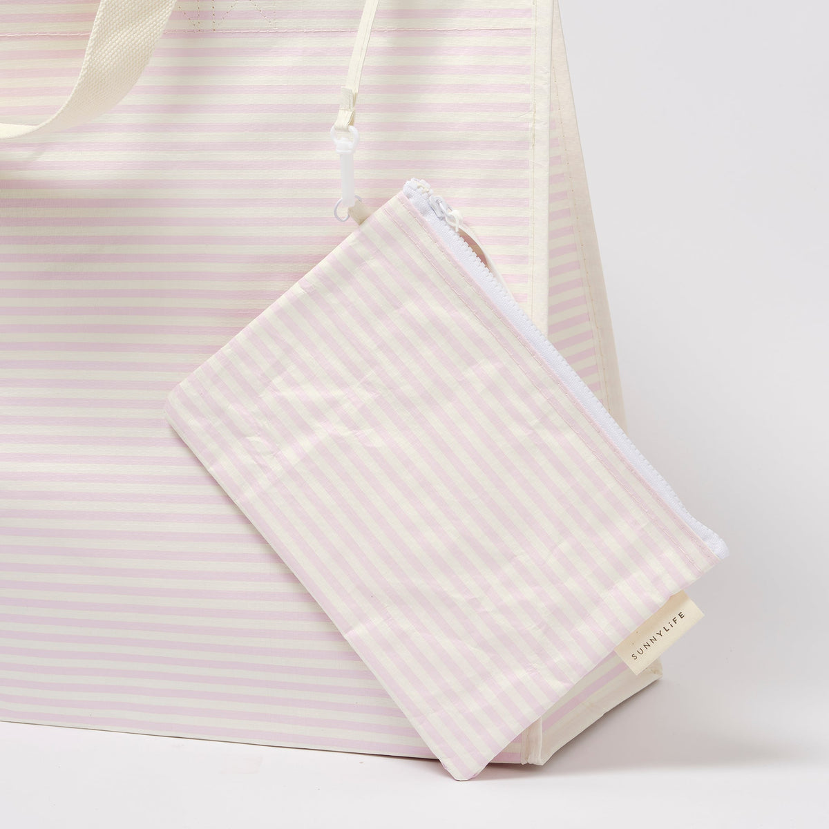 Sunnylife - Lazy Carryall Beach Bag