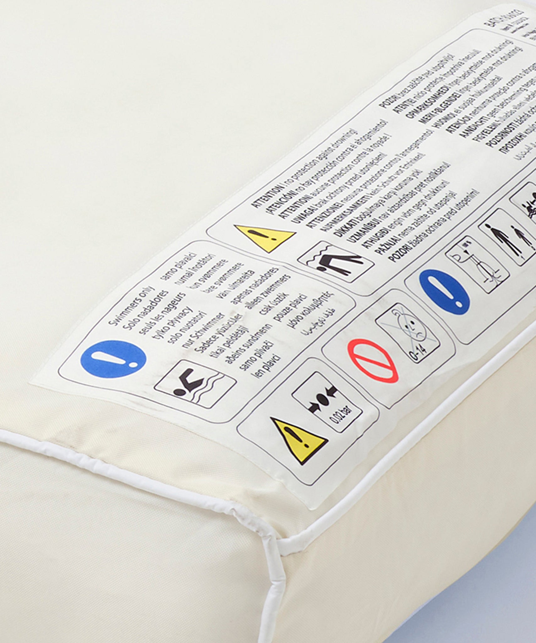 Sunnylife - Luxury Sea and Pool Inflatable Mattress