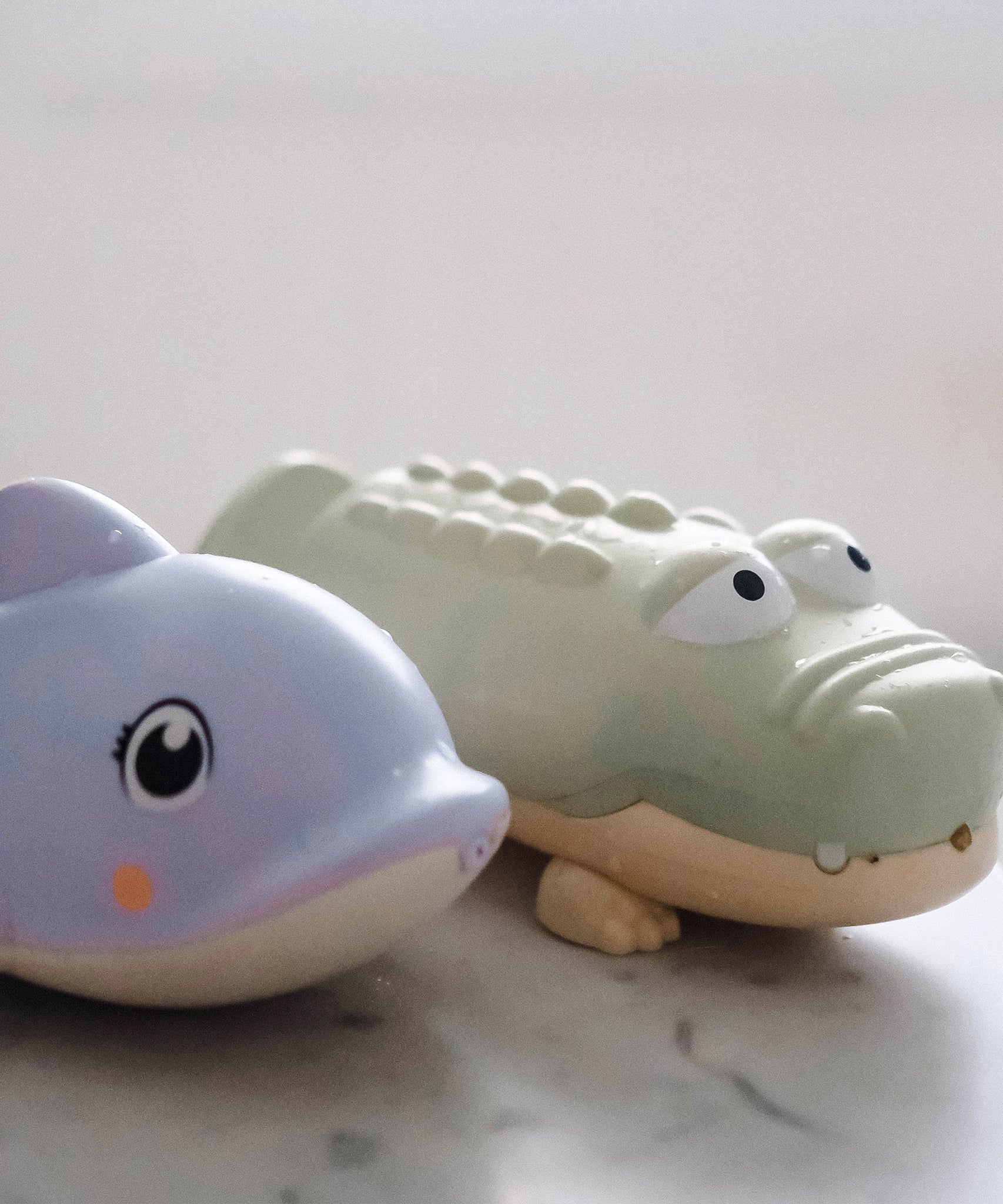 Sunnylife - Crocodile Children's Water Spraying Toy