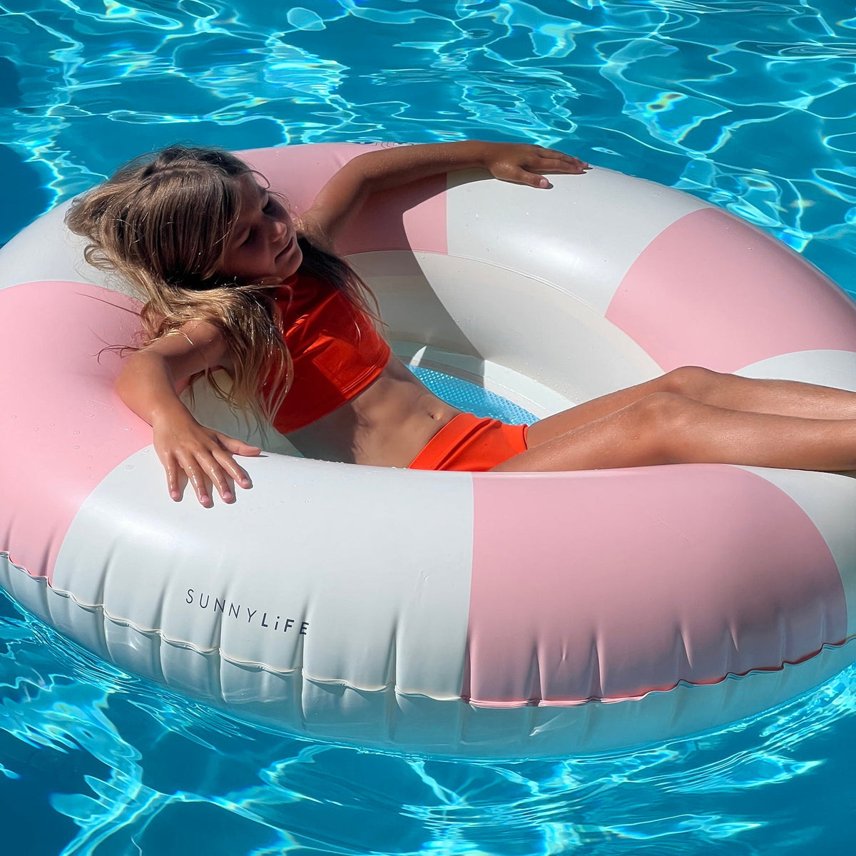 Sunnylife - Stole My Heart Inflatable Pool and Beach Float