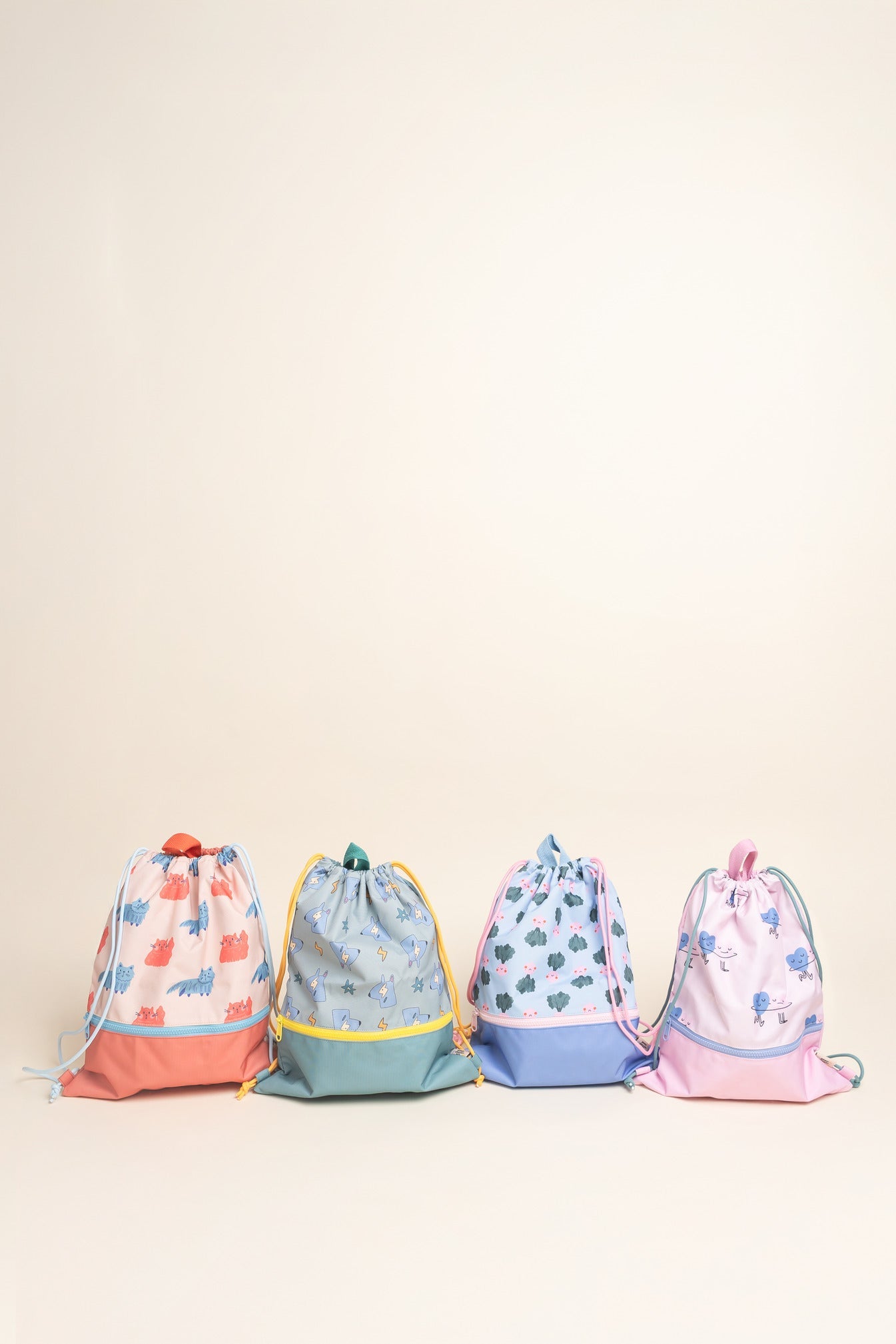 The Cotton Cloud - Dancing Hearts Drawstring Backpack