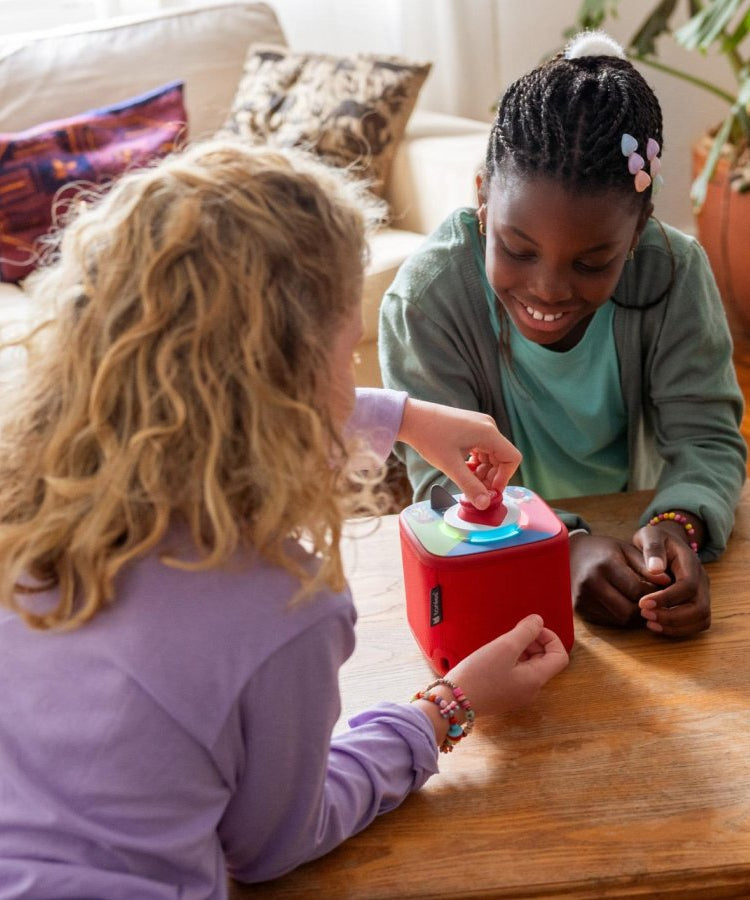 Tonies - Tonieplay Mysterious Mavericks English Toniebox2 Game